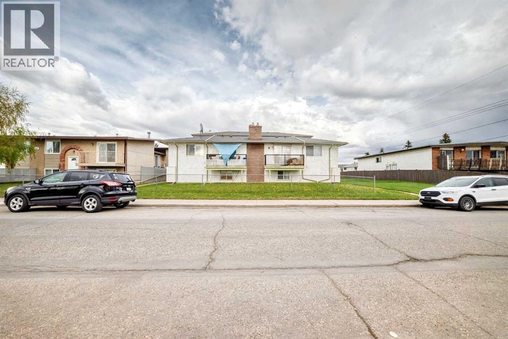 1-6, 8 Huntley Close NE — photo 34