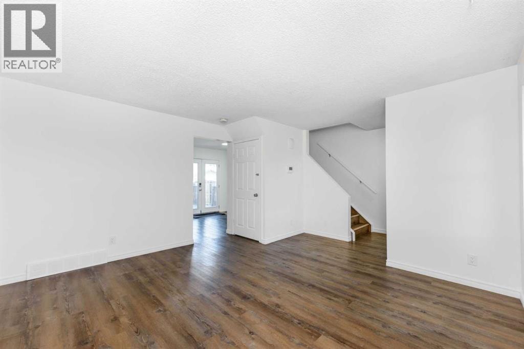 120 Whitefield Drive NE — photo 6