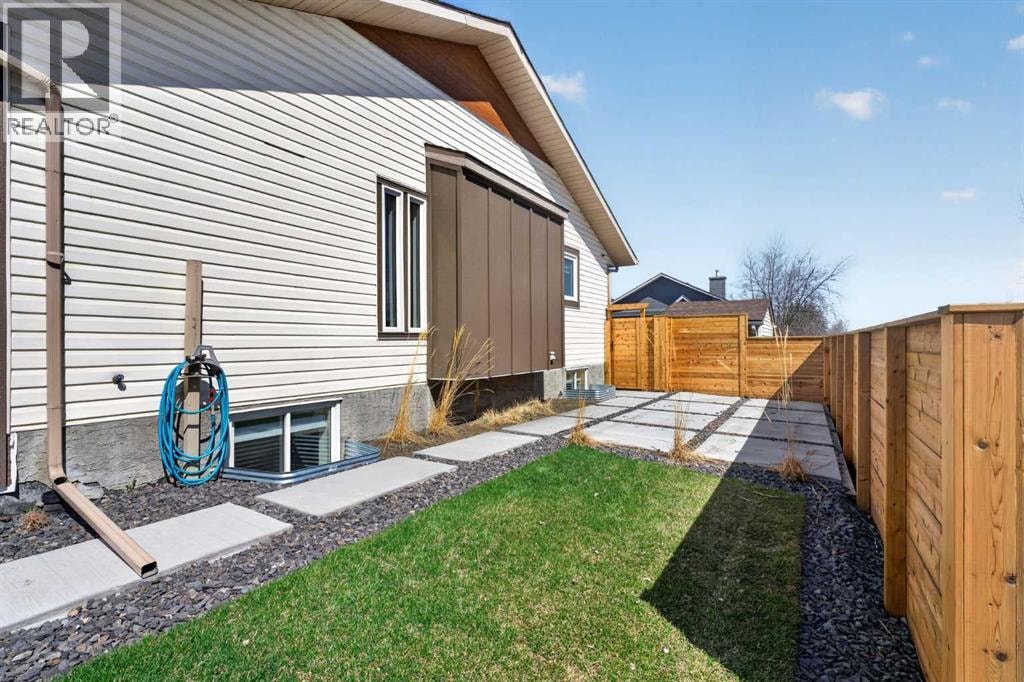 42 Sunvista Crescent SE — photo 45