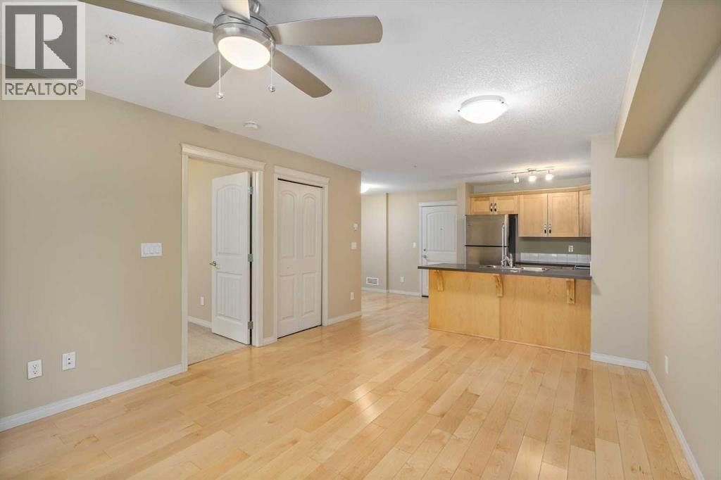 1113, 130 Panatella Street NW — photo 11