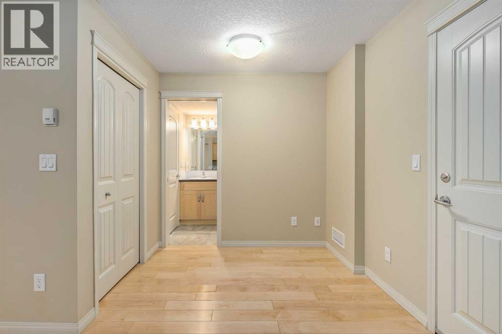 1113, 130 Panatella Street NW — photo 21