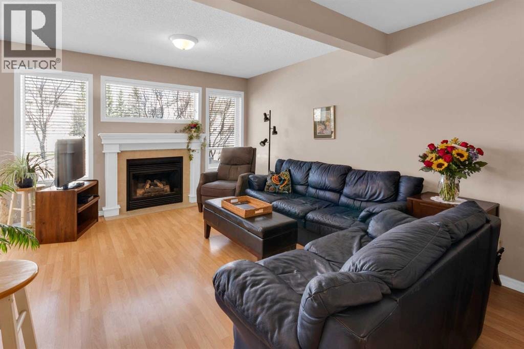 27 Royal Birch Mount NW — photo 12
