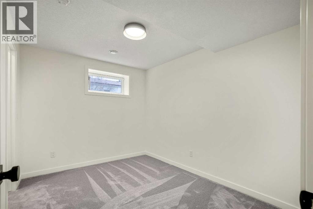 216 Oakridge Place SW — photo 39