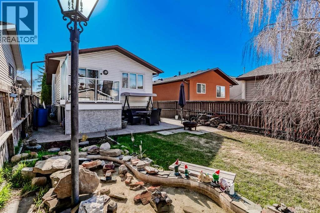 13 Taraglen Road NE — photo 31