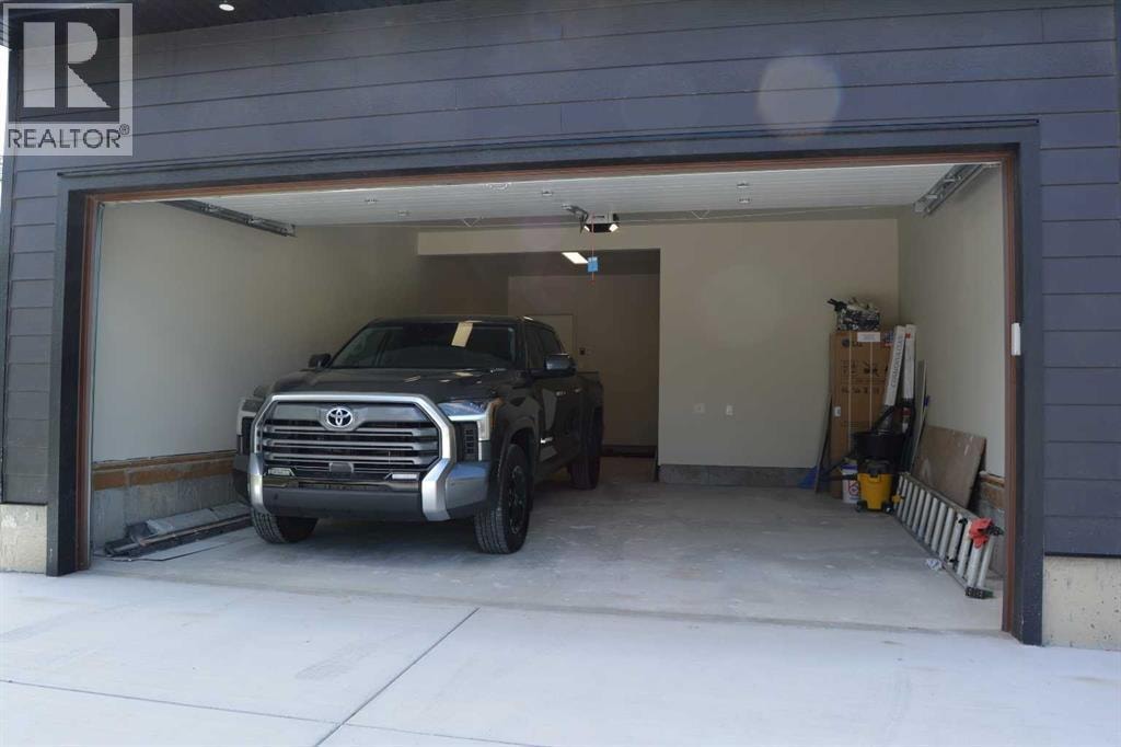3511 34 Avenue SW — photo 45