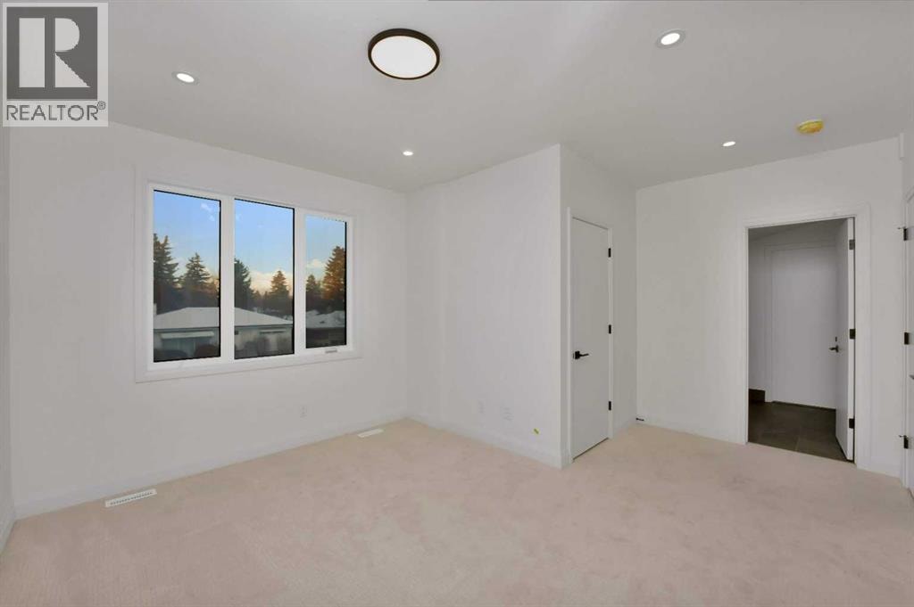 3511 34 Avenue SW — photo 26