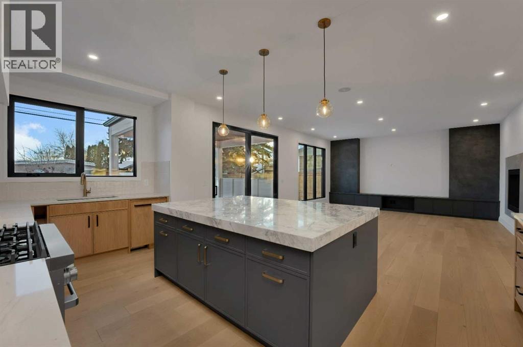 3511 34 Avenue SW — photo 11