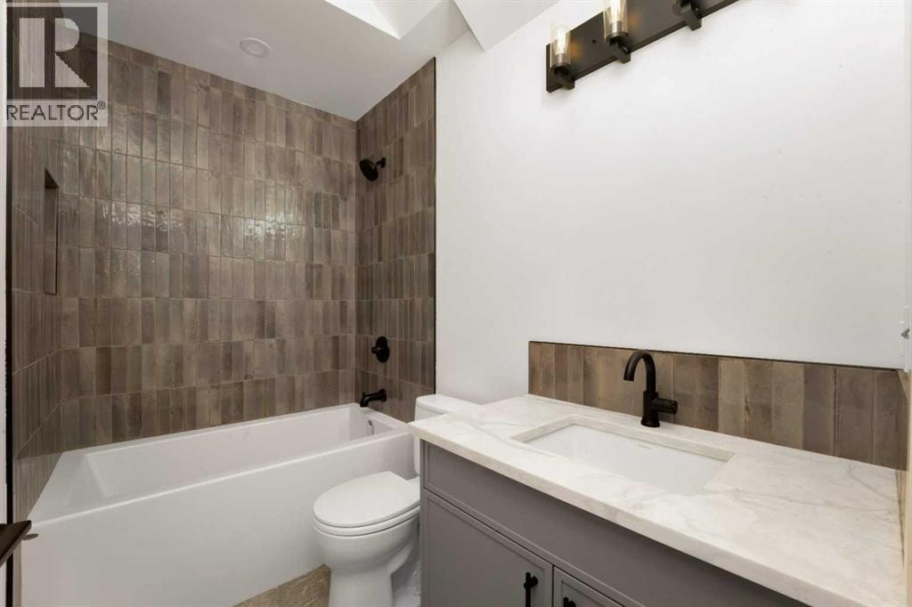 3511 34 Avenue SW — photo 34