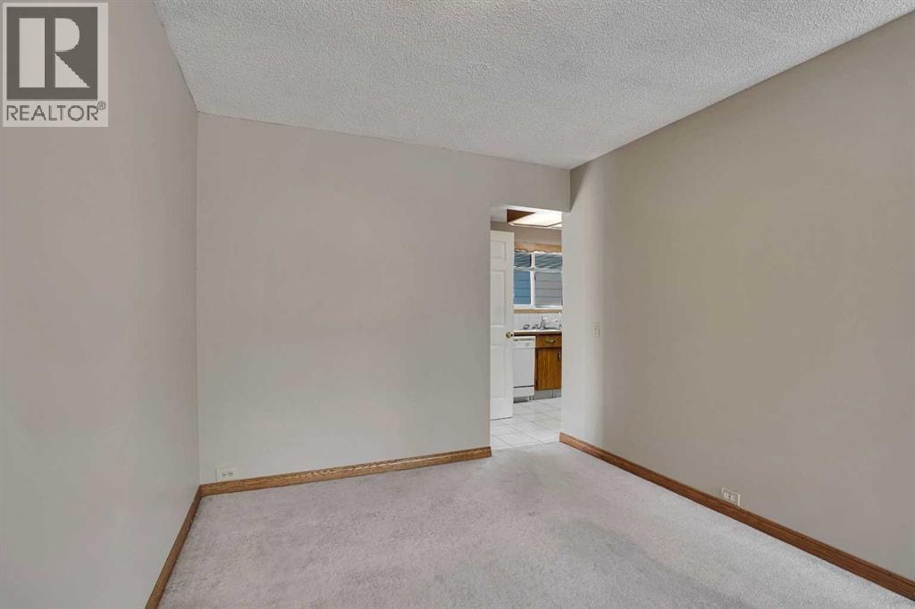 4732 Marbury Place NE — photo 9