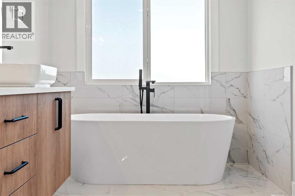 87 Sundown Crescent — photo 15