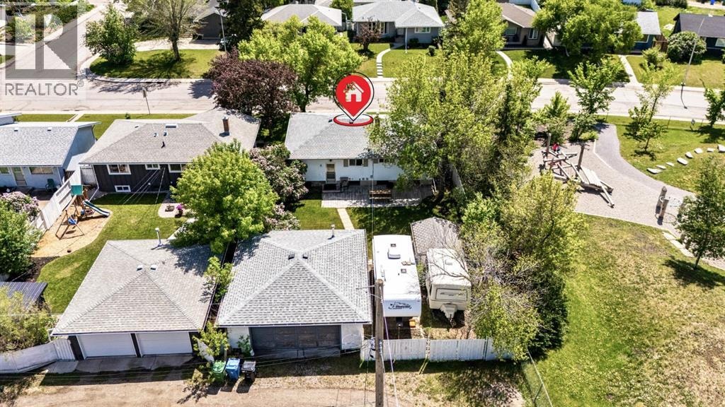 1032 89 Avenue SW — photo 28
