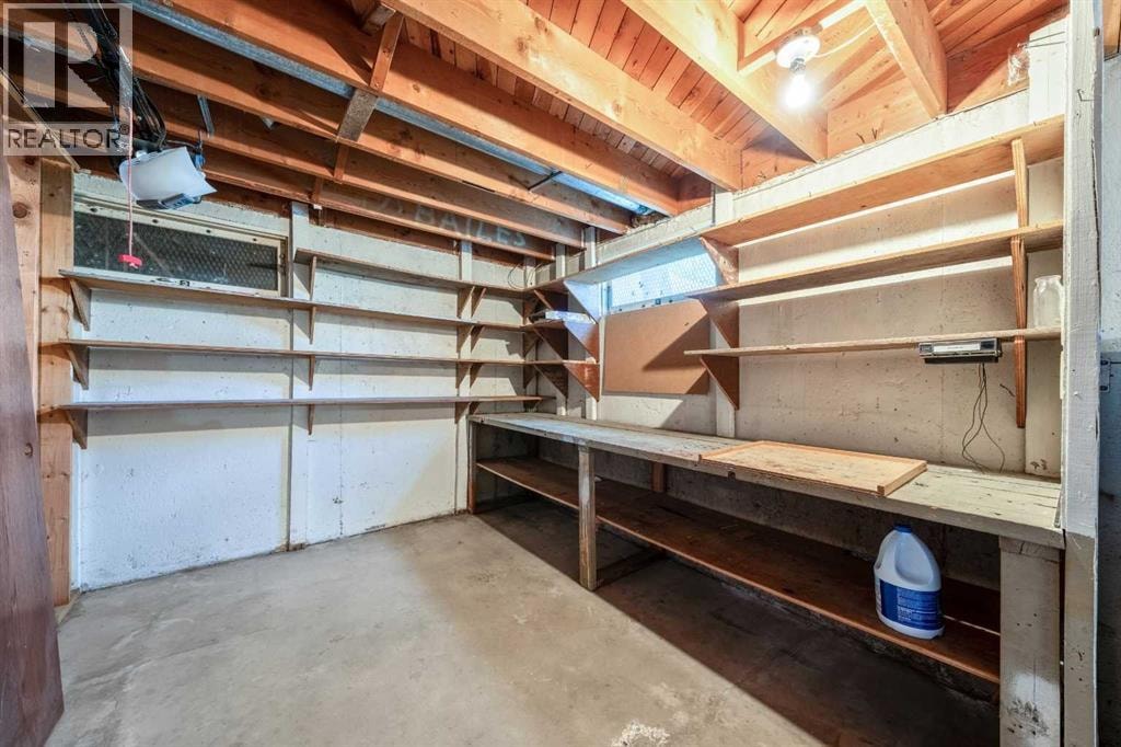 1032 89 Avenue SW — photo 20