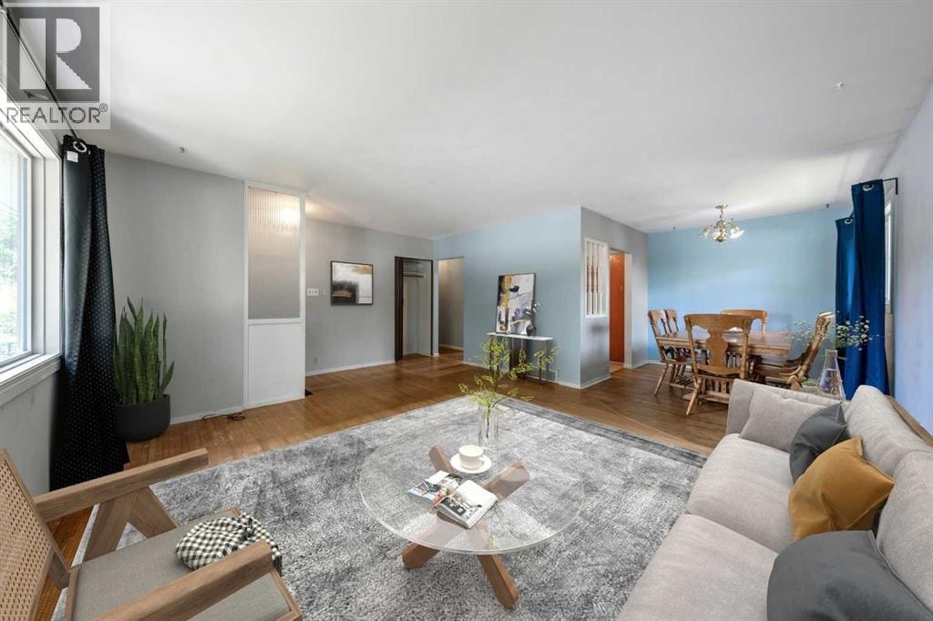1032 89 Avenue SW — photo 4