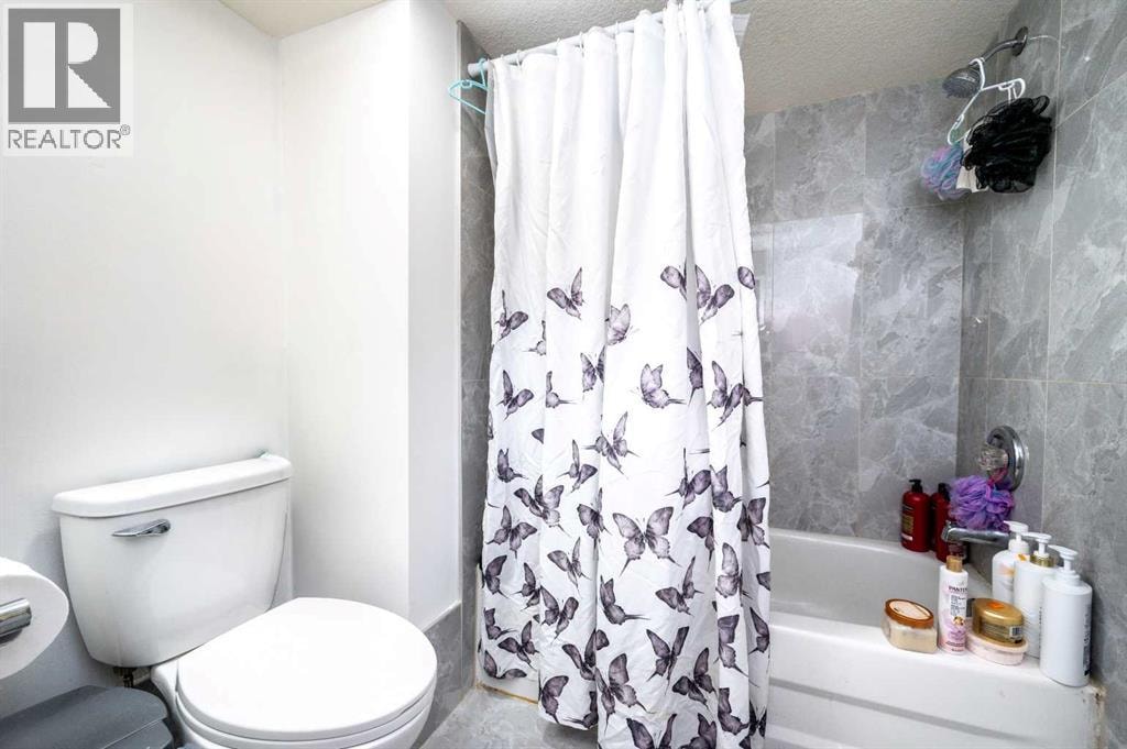 72 Faldale Close NE — photo 32