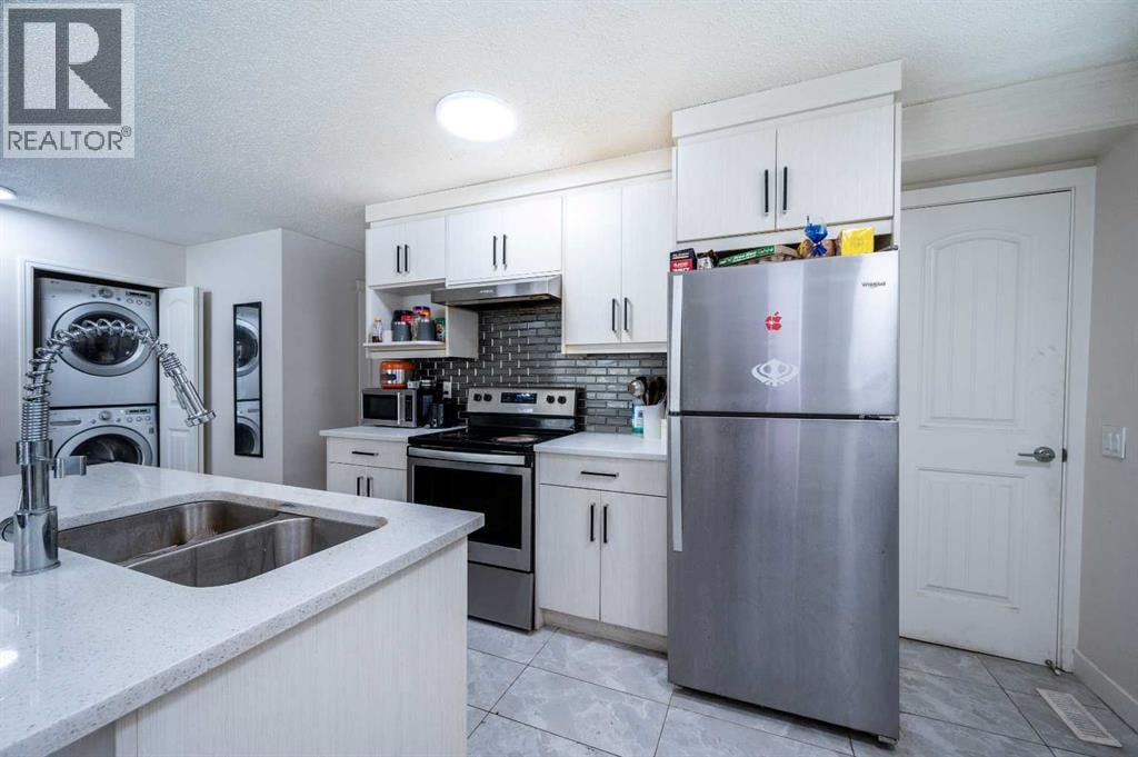 72 Faldale Close NE — photo 4