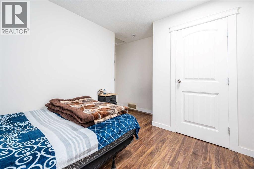 72 Faldale Close NE — photo 17