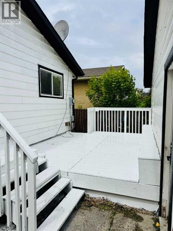 72 Faldale Close NE — photo 34