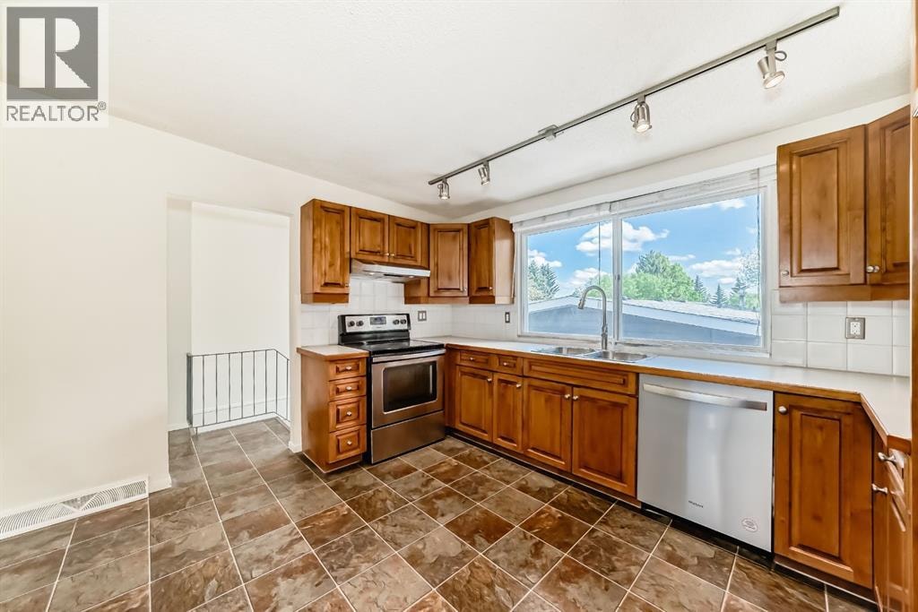 3415 Benton Drive NW — photo 16