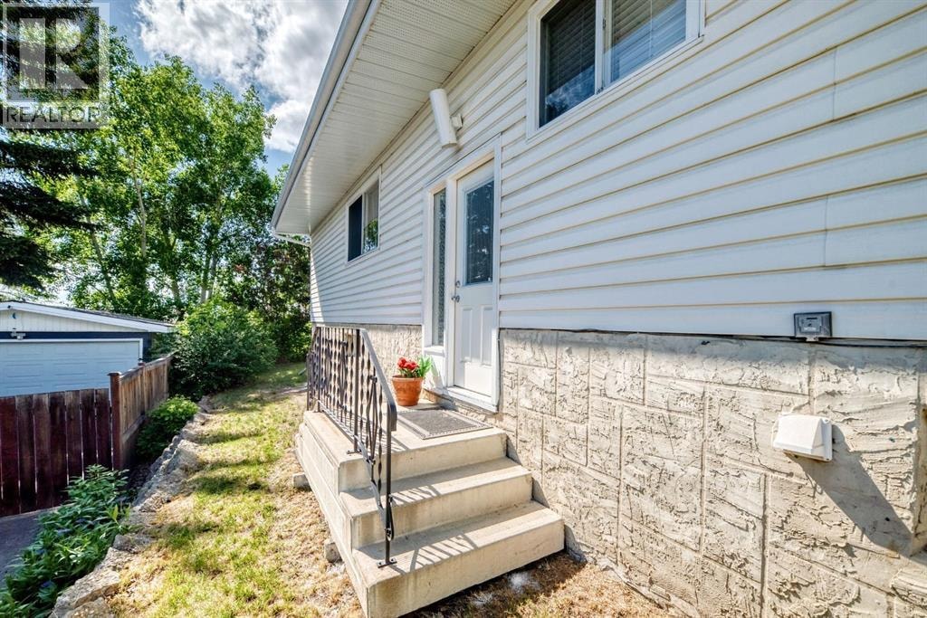 3415 Benton Drive NW — photo 33