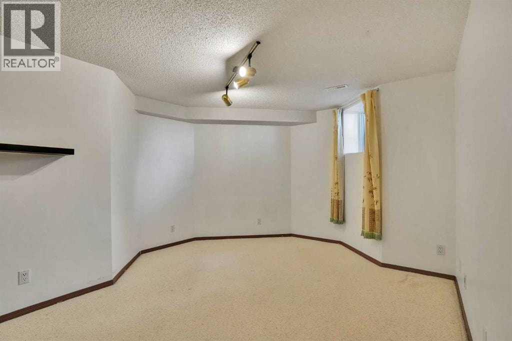 88 Edelweiss Drive NW — photo 38