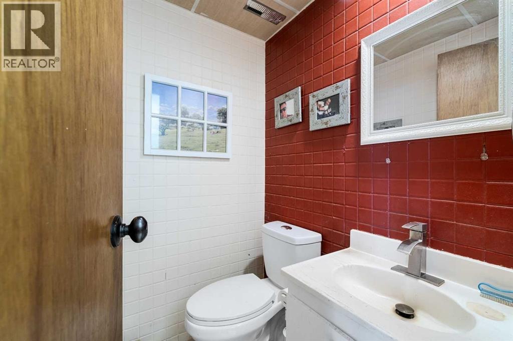 243003 BOUNDARY Road — photo 22