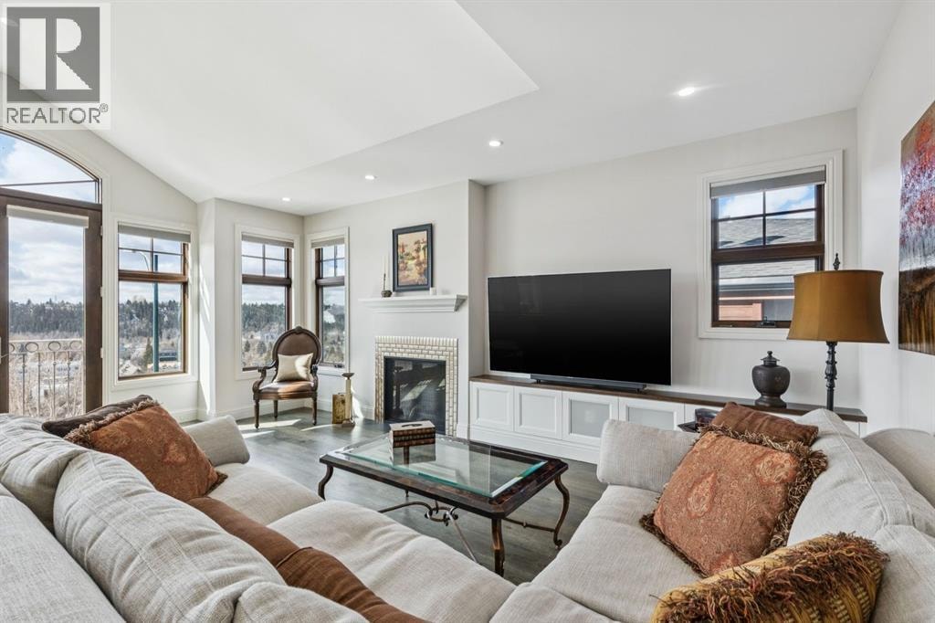 2908 Toronto Crescent NW — photo 18