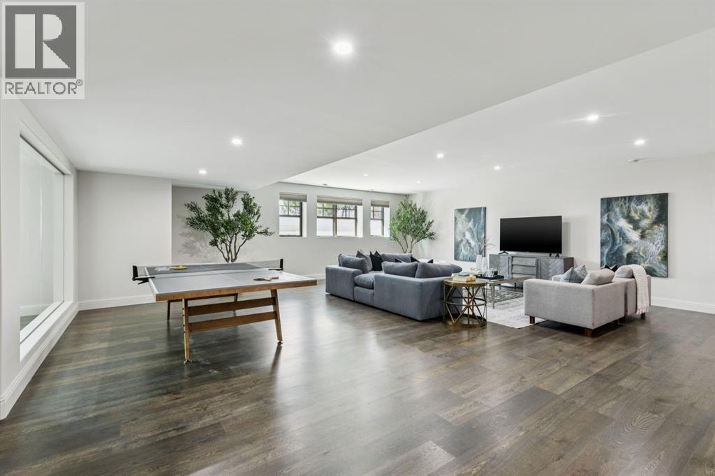 2908 Toronto Crescent NW — photo 32