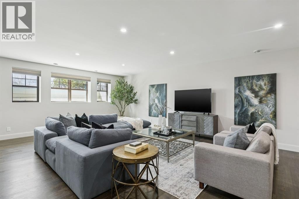 2908 Toronto Crescent NW — photo 33