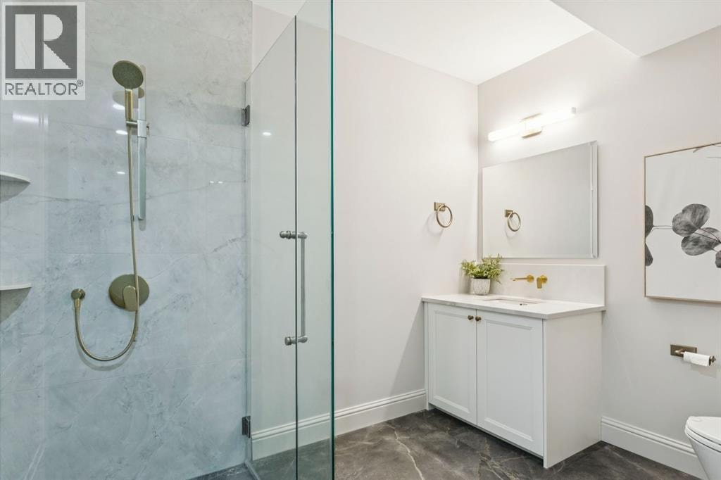 2908 Toronto Crescent NW — photo 37