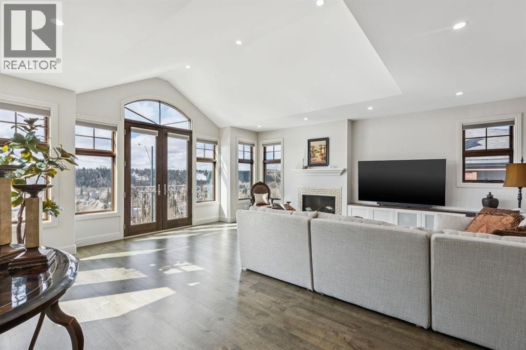 2908 Toronto Crescent NW — photo 17