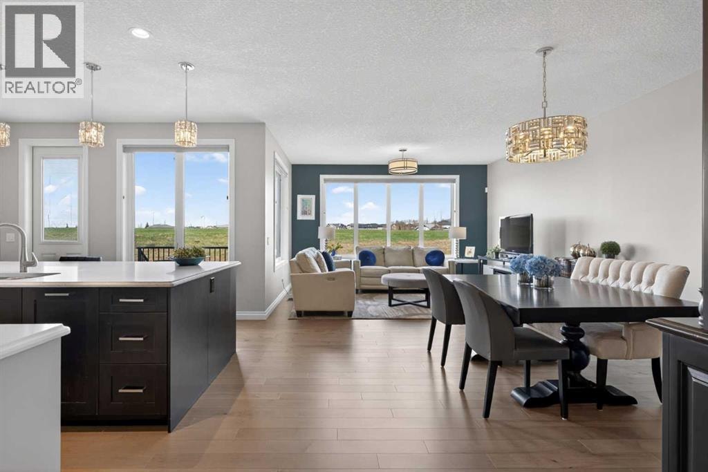 73 Rockyvale Green NW — photo 2