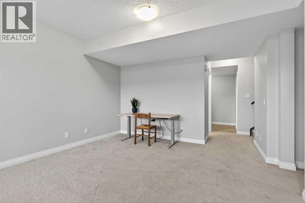 73 Rockyvale Green NW — photo 39