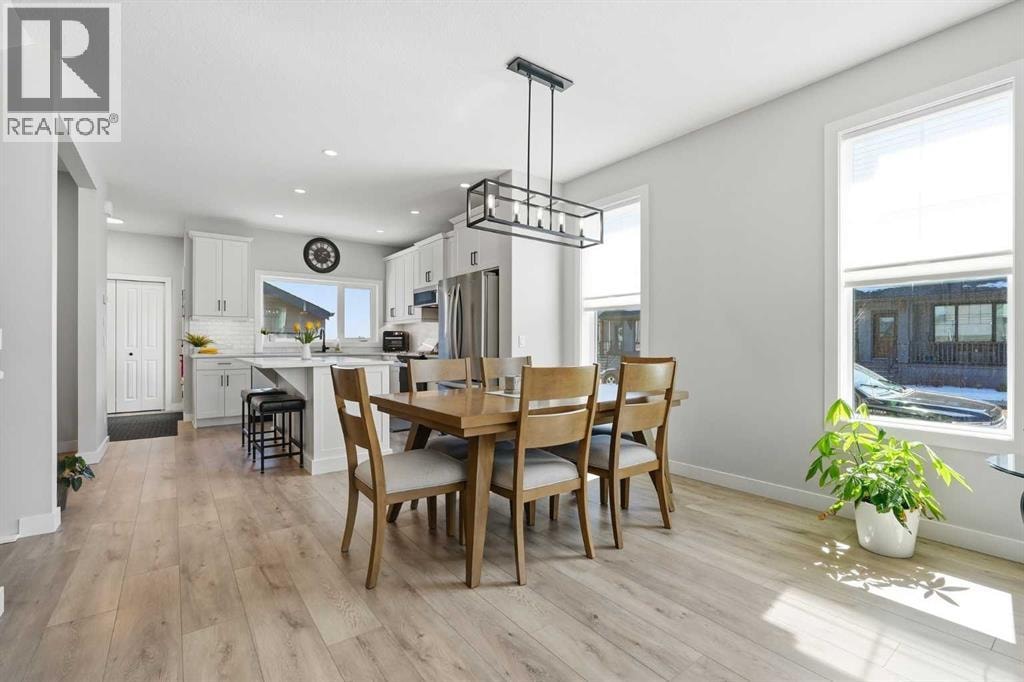120 Treeline Manor SW — photo 8