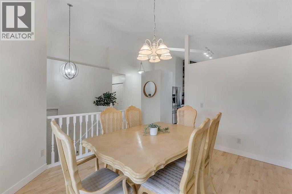 44 Douglas Glen Crescent SE — photo 9
