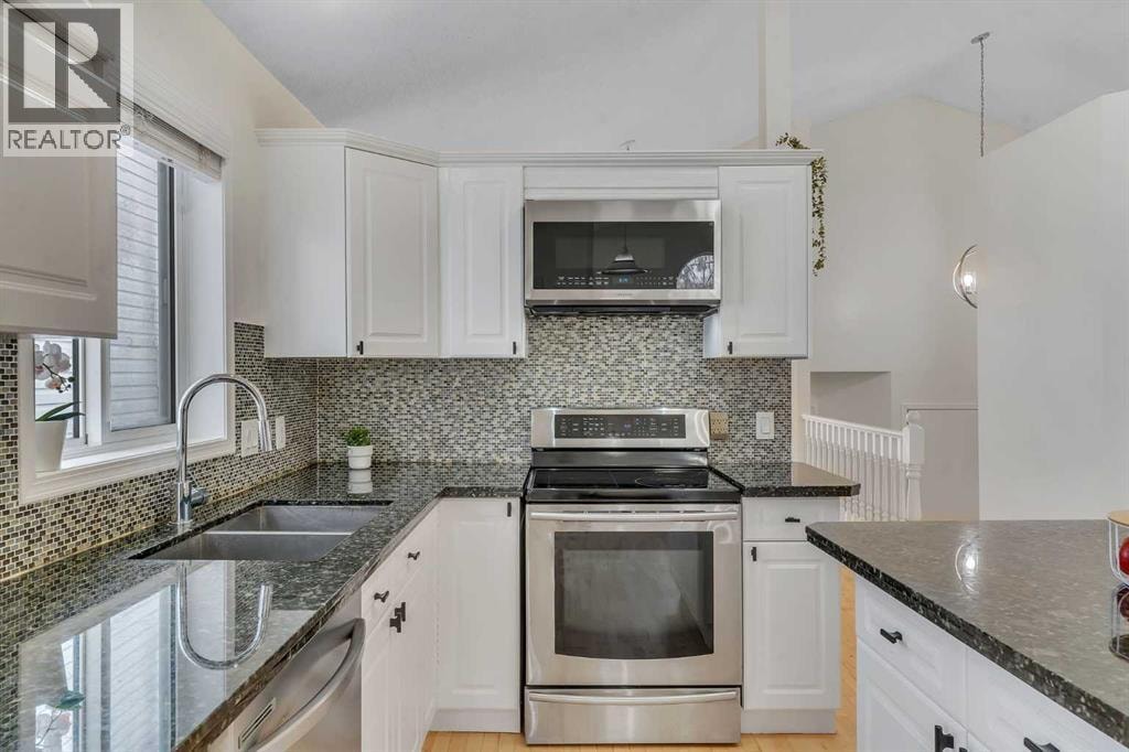 44 Douglas Glen Crescent SE — photo 17