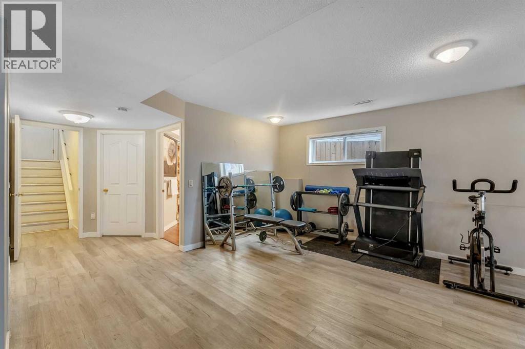 44 Douglas Glen Crescent SE — photo 34