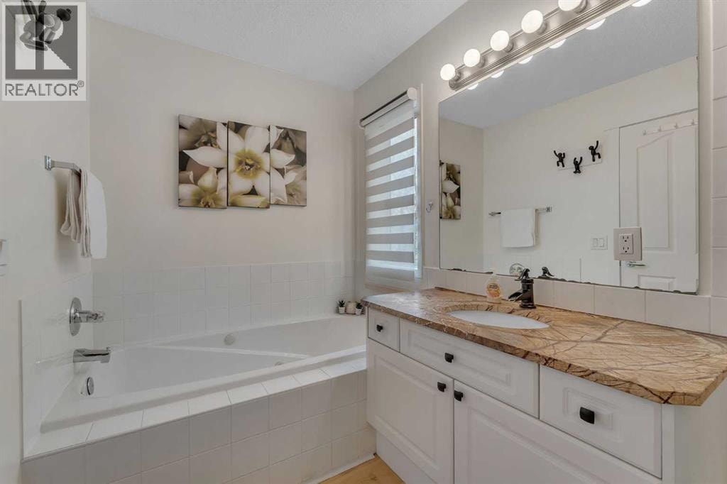 44 Douglas Glen Crescent SE — photo 26