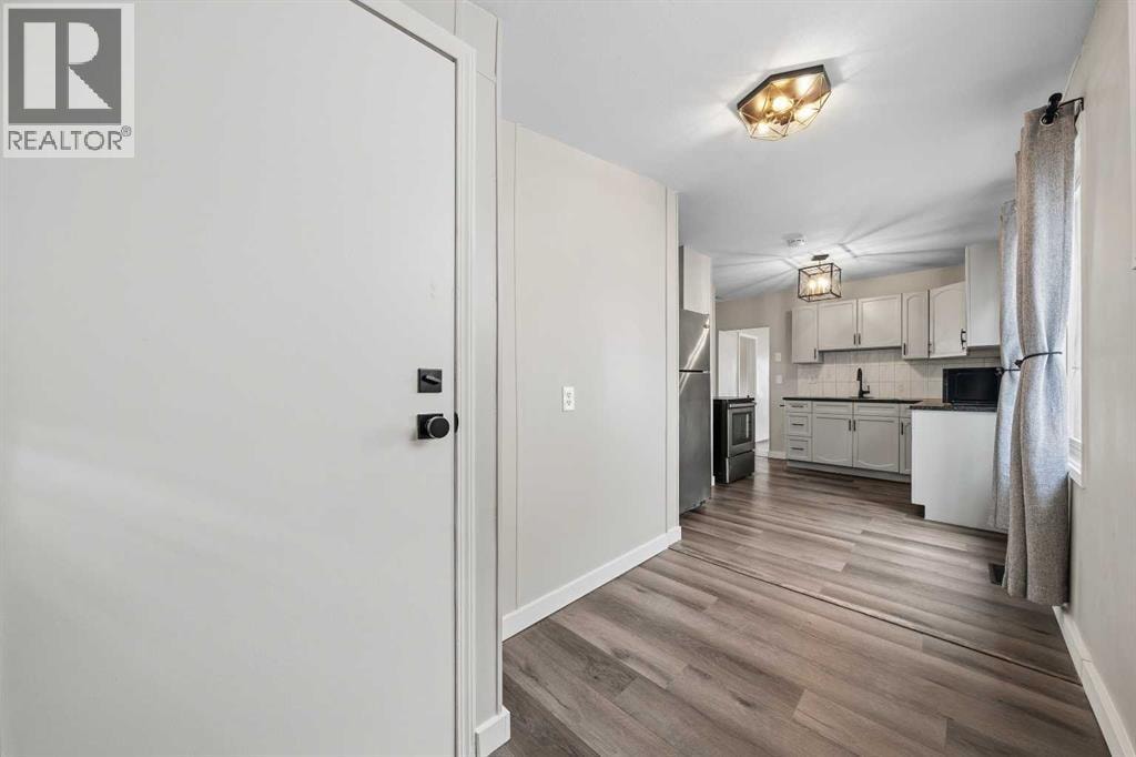 3807 1 Street NE — photo 19