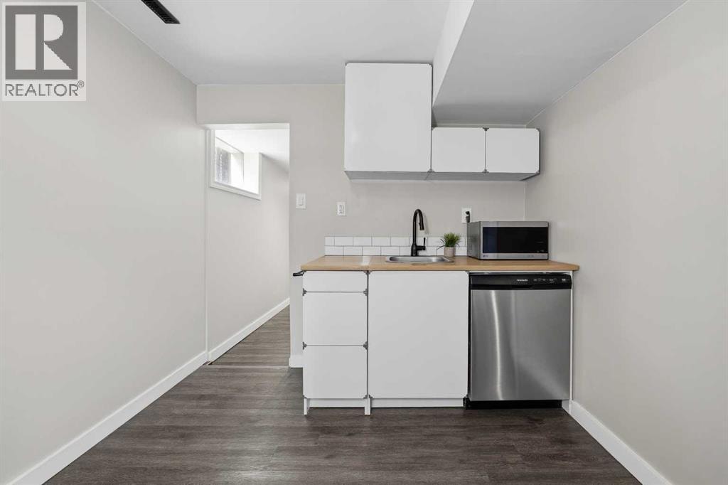 3807 1 Street NE — photo 21