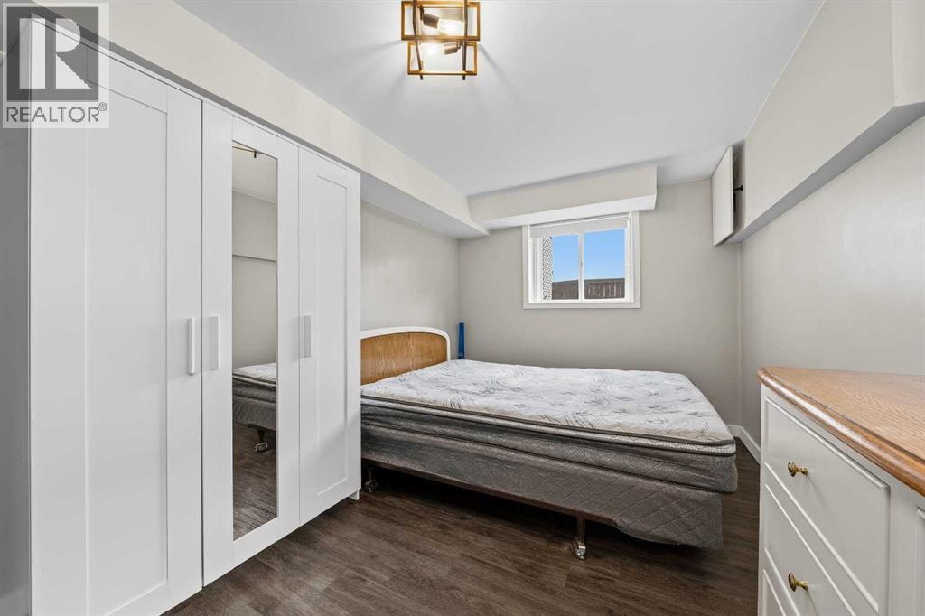 3807 1 Street NE — photo 31