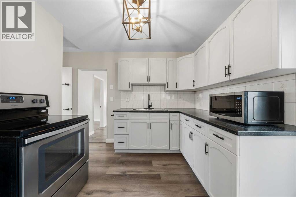 3807 1 Street NE — photo 5
