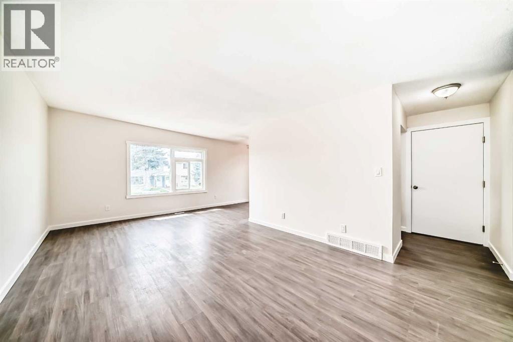 2918 Doverville Crescent SE — photo 15