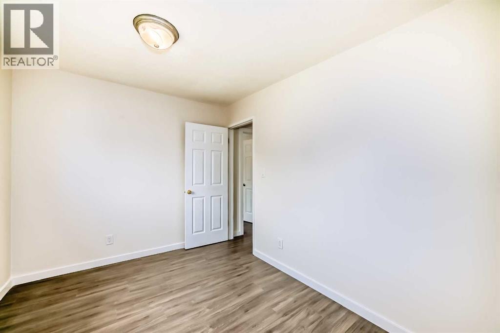 2918 Doverville Crescent SE — photo 22