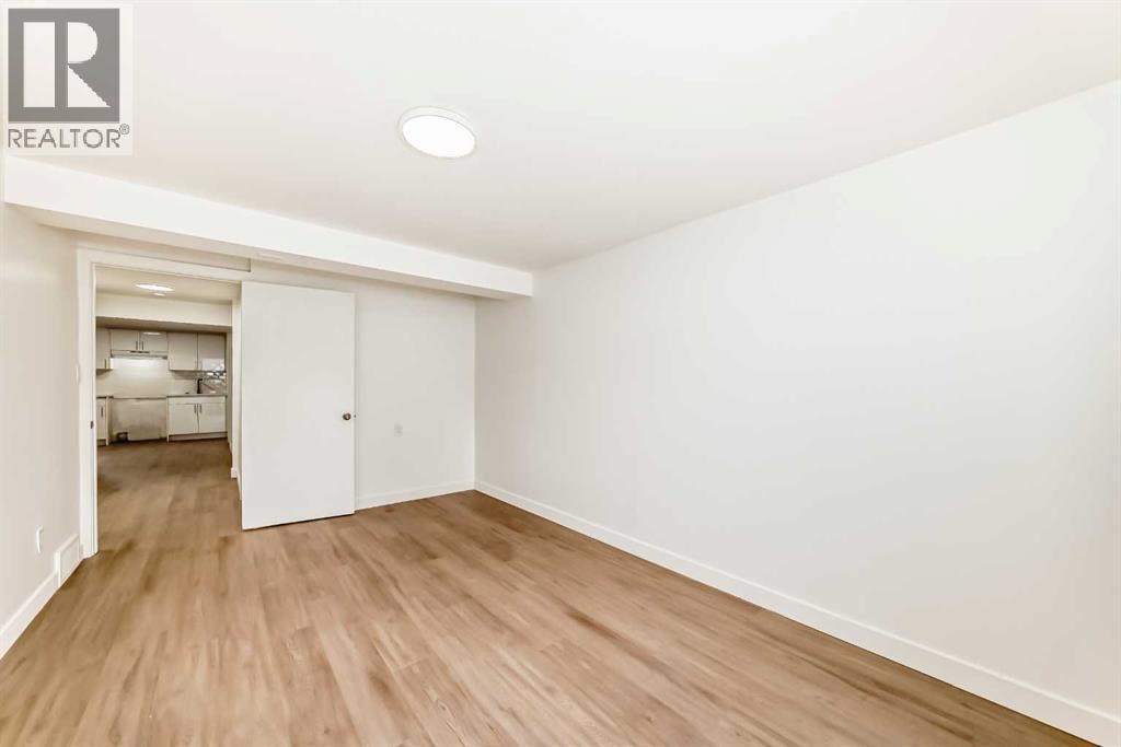 2918 Doverville Crescent SE — photo 37