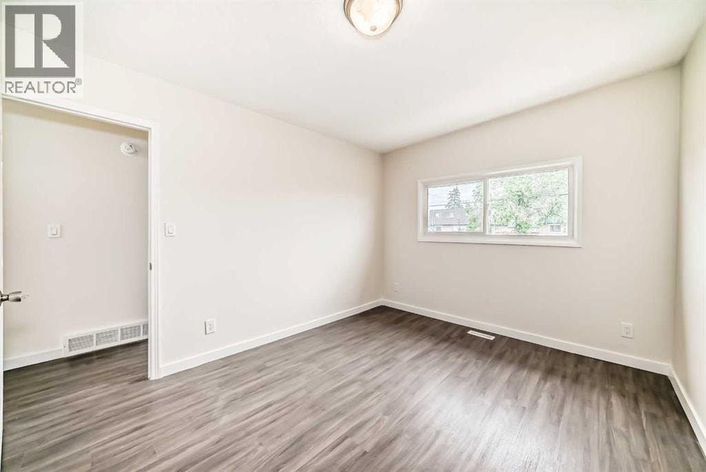 2918 Doverville Crescent SE — photo 18