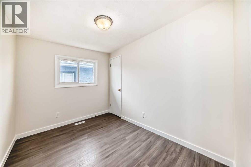 2918 Doverville Crescent SE — photo 25