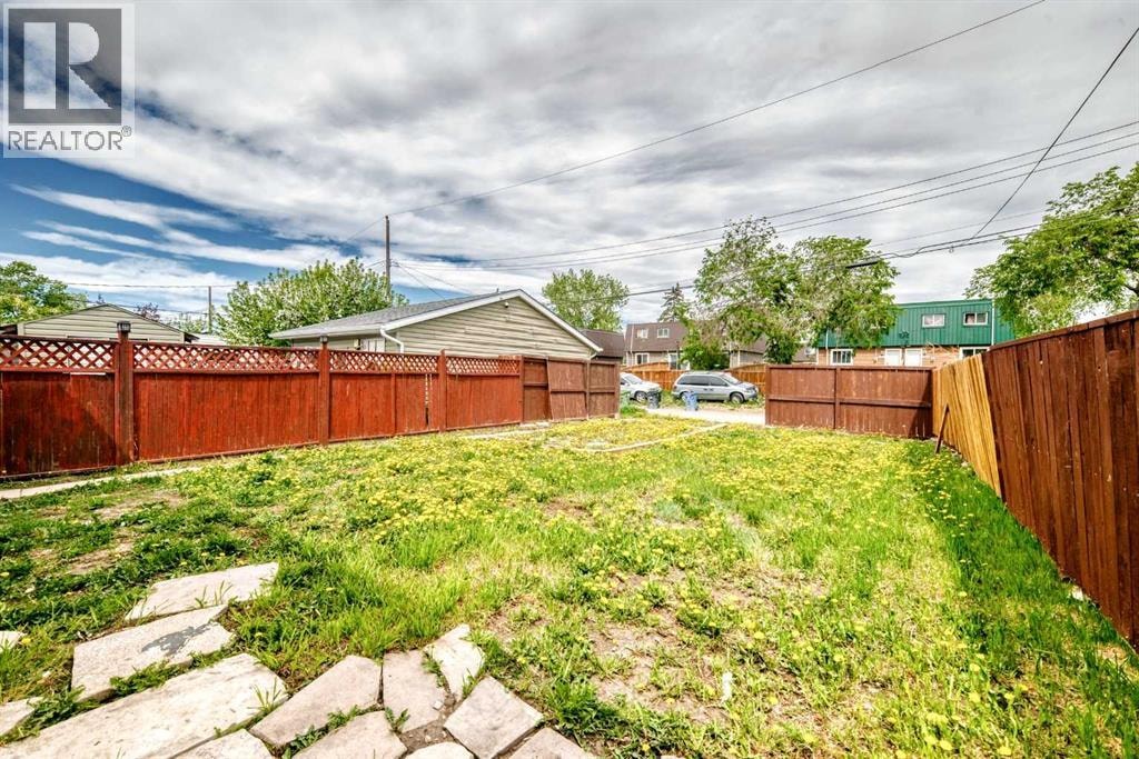 2918 Doverville Crescent SE — photo 45