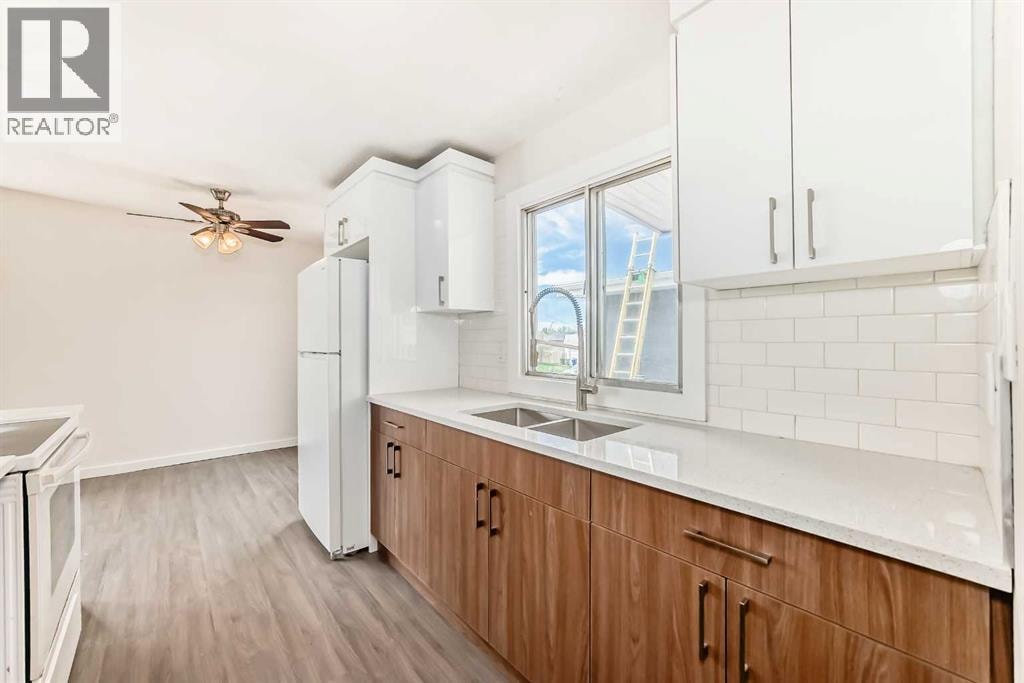 2918 Doverville Crescent SE — photo 9