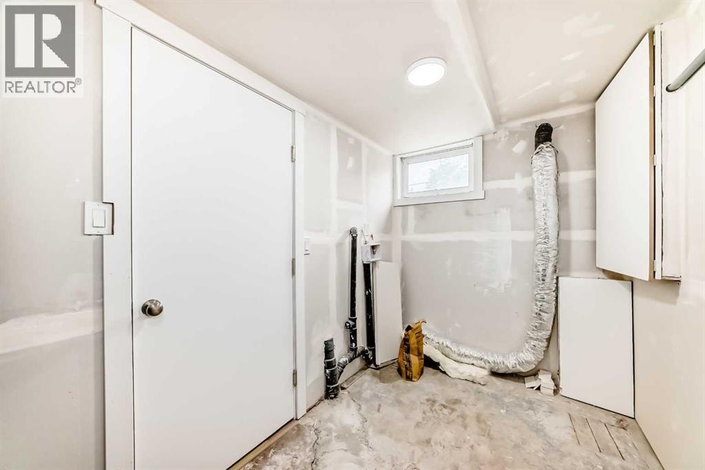 2918 Doverville Crescent SE — photo 42