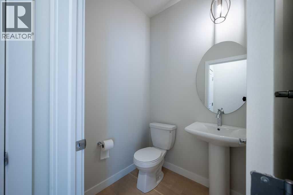 146 Alpine Drive SW — photo 9
